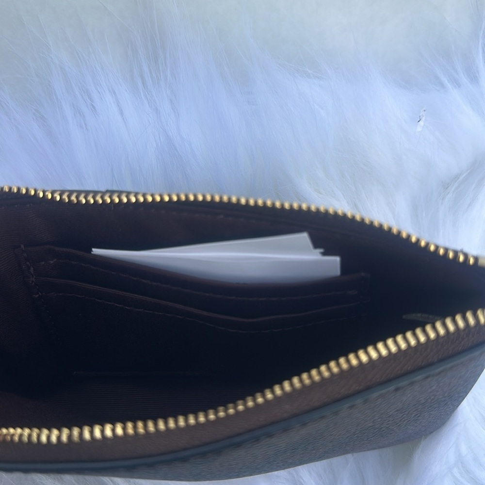 New Coach Black and Brown Wristlet - Picture 3 of 3